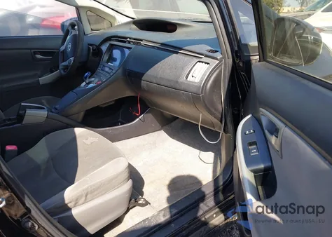 2012 Toyota Prius Two z USA, uszkodzony, nr VIN JTDKN3DUXC5388810